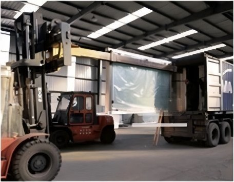 Clear Float Glass - production and packaging detail 8