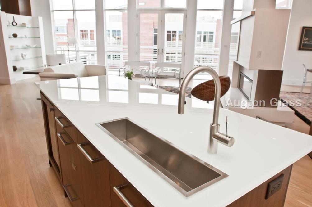 Temperable Back-Painted Glass - production and packaging detail 8